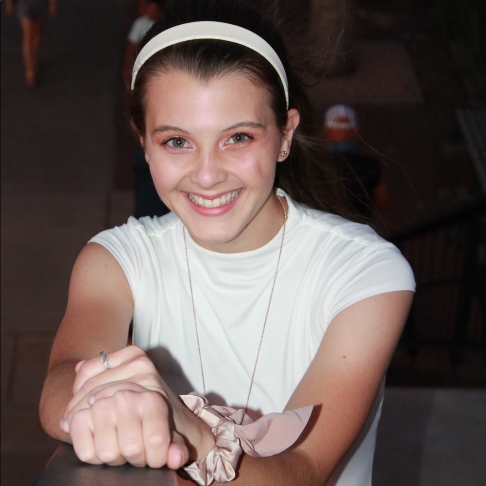 Meet your Posher, Madi